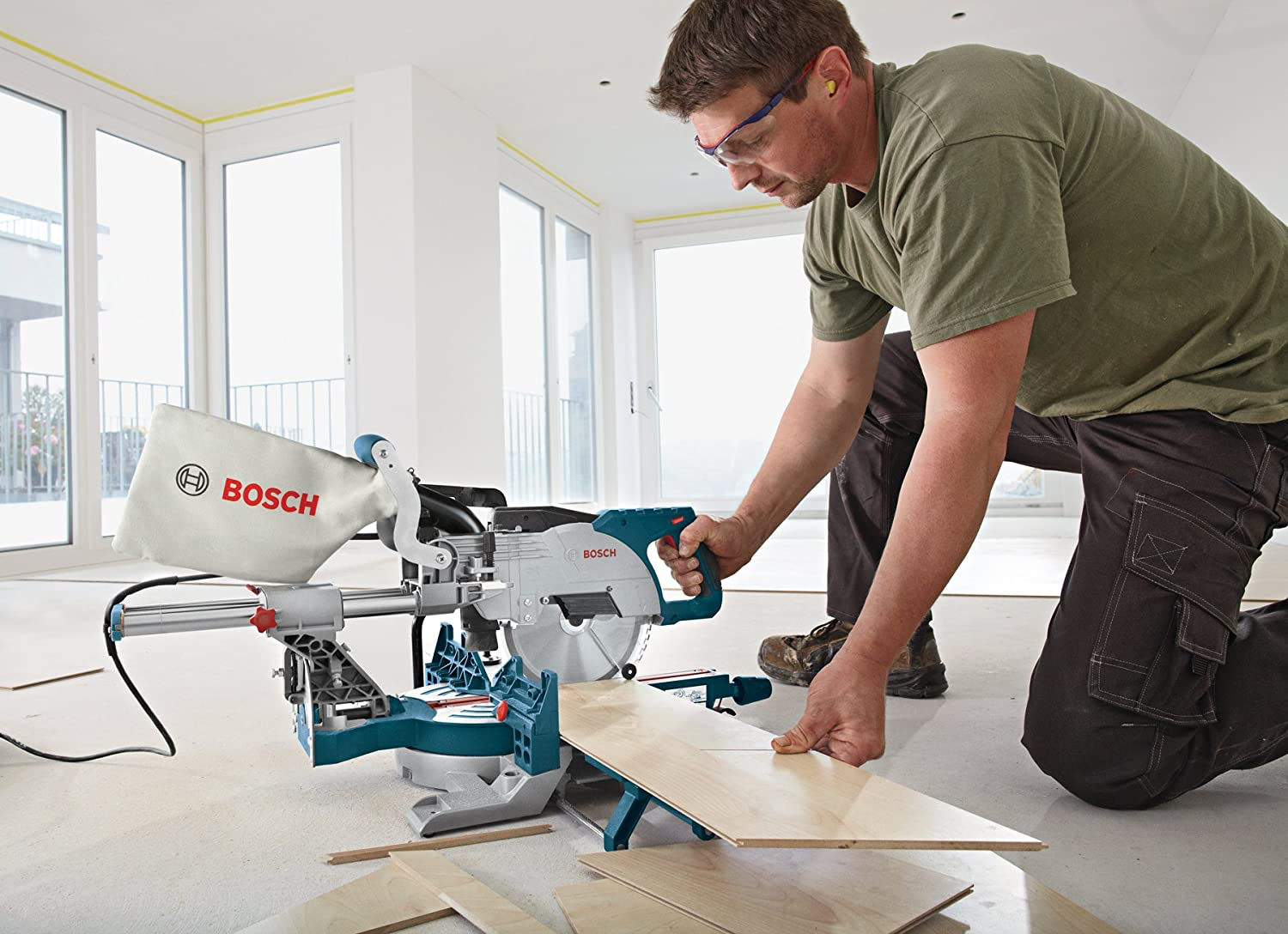 Bosch, Bosch CM8S 8" Miter Saw