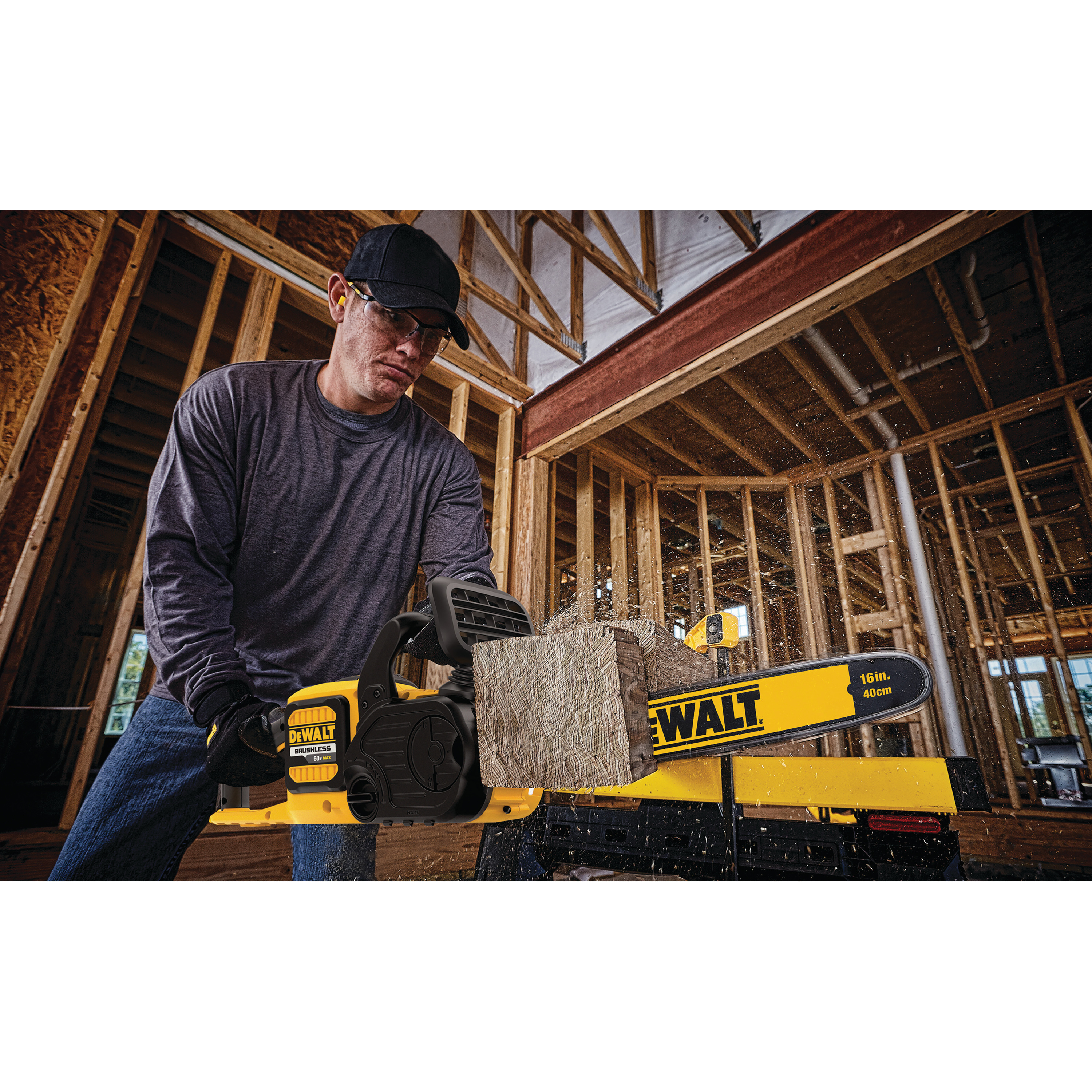 DeWalt, DeWalt DCCS670X1 Cordless Chainsaw Kit