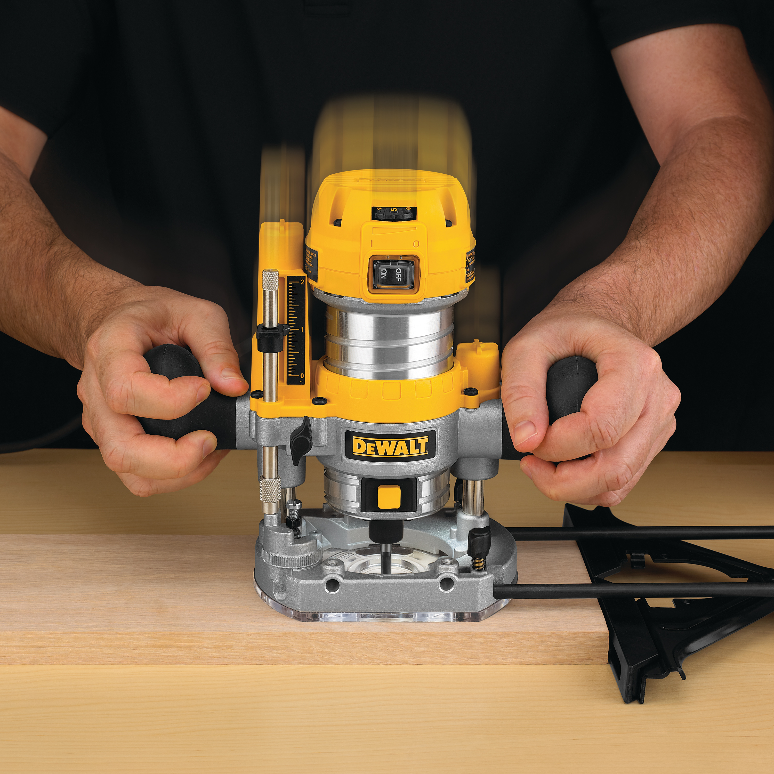 DeWalt, DeWalt DWP611PK Compact Router Combo Kit