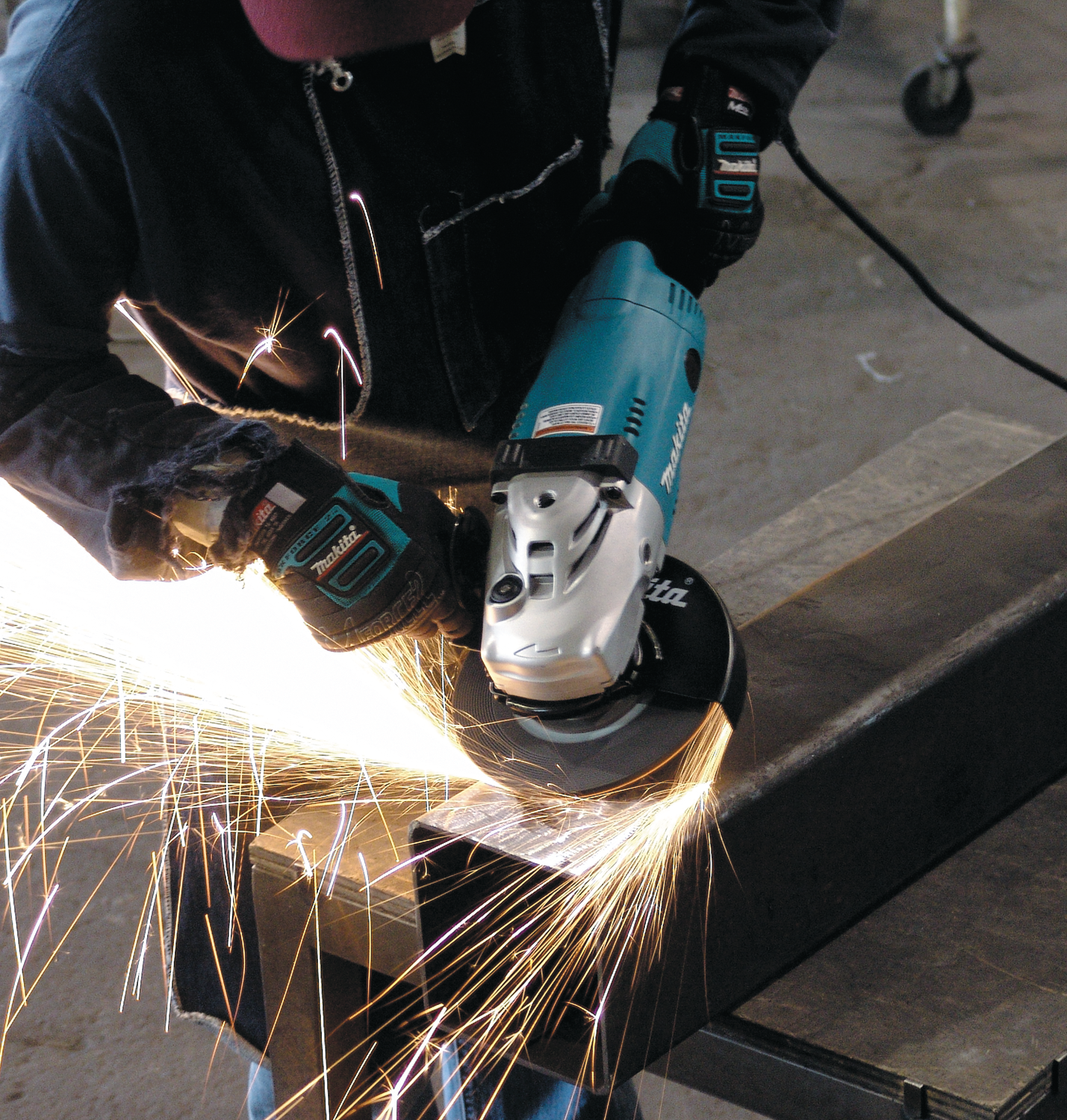 Makita, Makita GA7021 7" Angle Grinder