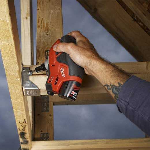 Milwaukee, Milwaukee 2458-21 M12 Cordless Palm Nailer Kit